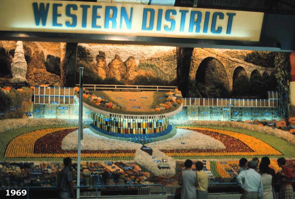 District Exhibit 1969 - Photo